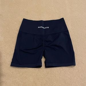 Alphalete Amplify Shorts: Tuxedo Blue